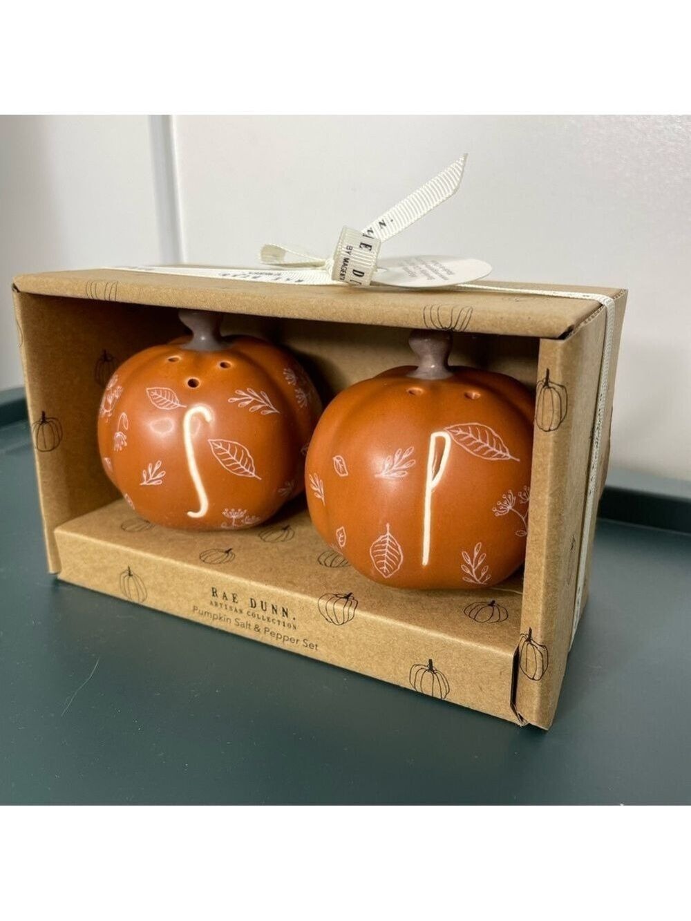 NWT Rae Dunn Ceramic Pumpkin Salt & Pepper Shakers